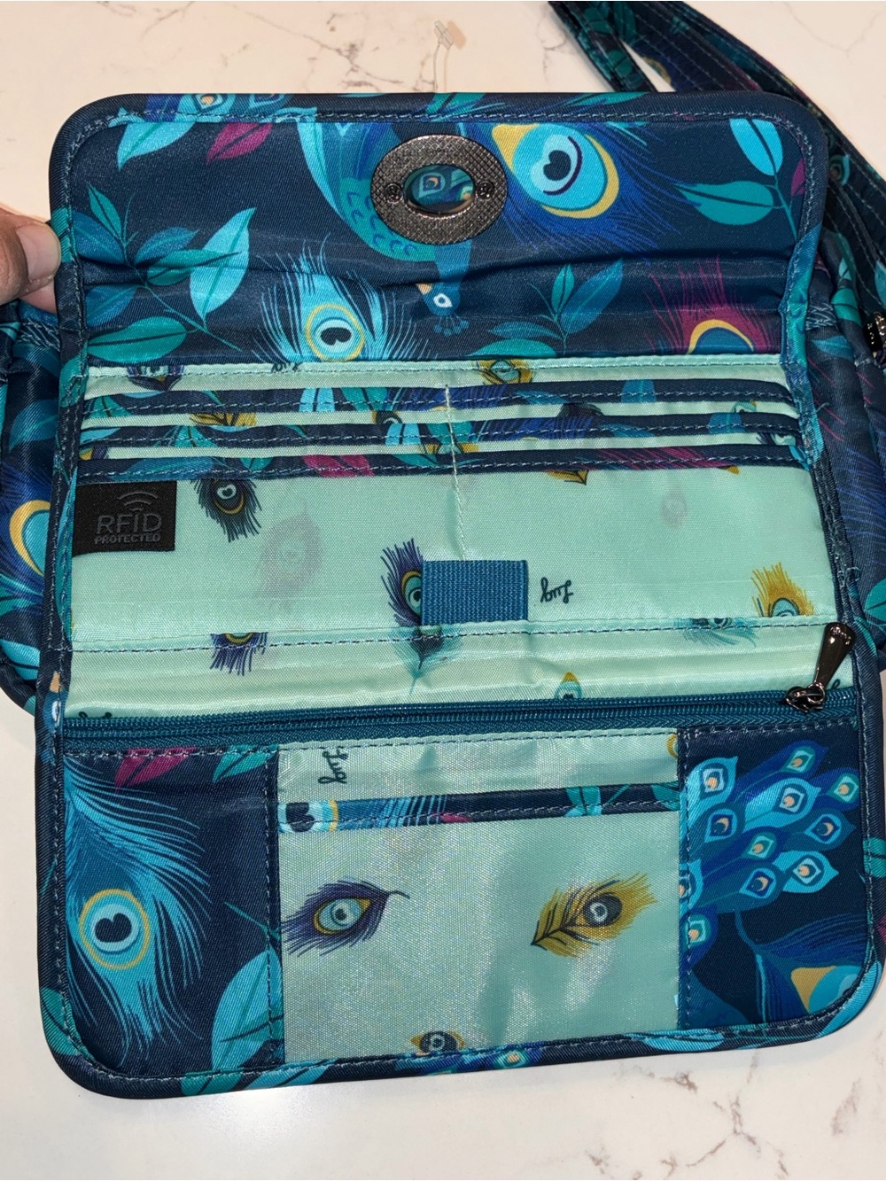 Lug Switch Convertible RFID Crossbody Bag & Matching Pouch Discontinued Peacock - Picture 6 of 6